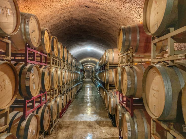 barrel againg to create fine wine vintages napa valley